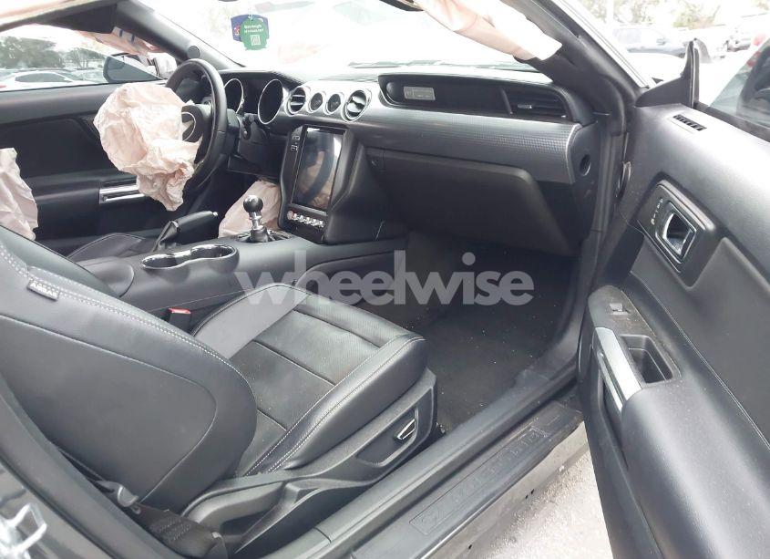 Photo 5 of 2017 Ford Mustang GT (VIN 1FA6P8CF8H5289864)