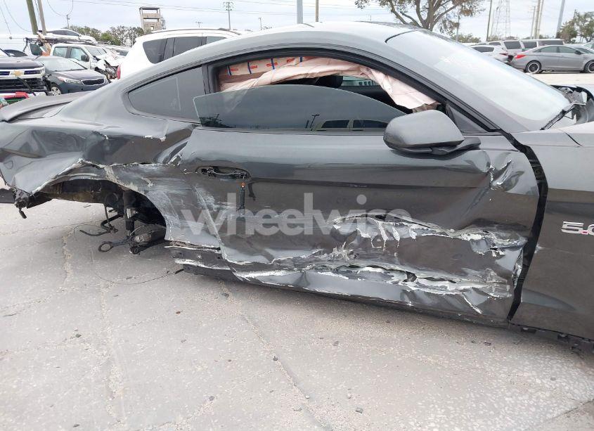 Photo 6 of 2017 Ford Mustang GT (VIN 1FA6P8CF8H5289864)