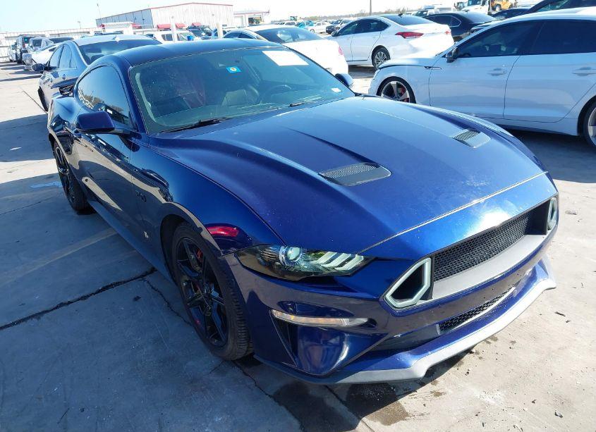 2018 Ford Mustang GT PREMIUM (VIN 1FA6P8CF8J5126735) main photo