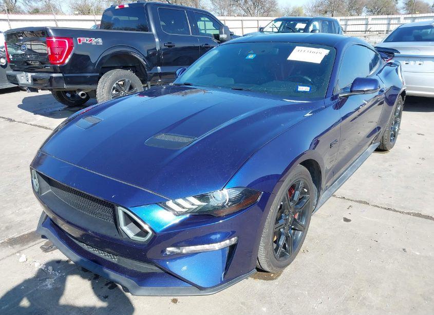 Photo 2 of 2018 Ford Mustang GT PREMIUM (VIN 1FA6P8CF8J5126735)