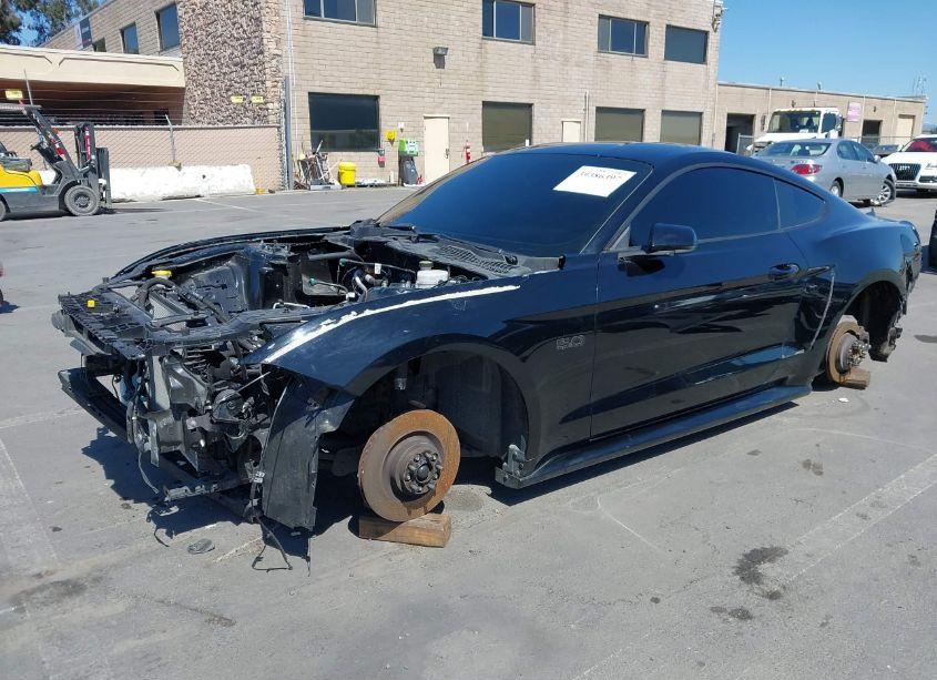 Photo 2 of 2018 Ford Mustang GT PREMIUM (VIN 1FA6P8CF8J5146872)