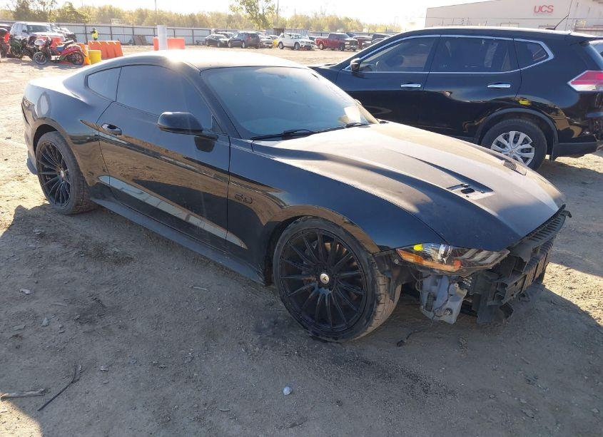 2018 Ford Mustang GT (VIN 1FA6P8CF8J5161937) main photo