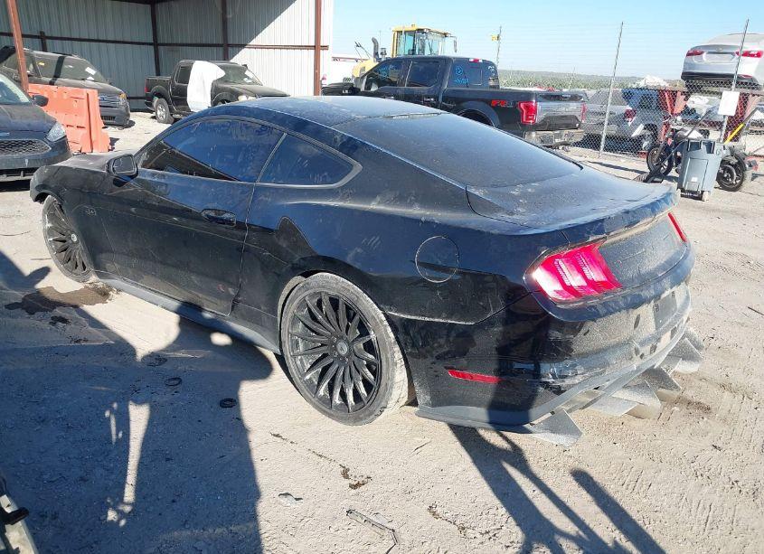 Photo 3 of 2018 Ford Mustang GT (VIN 1FA6P8CF8J5161937)