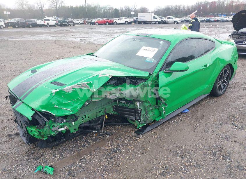 Photo 2 of 2019 Ford Mustang GT PREMIUM (VIN 1FA6P8CF8K5112643)
