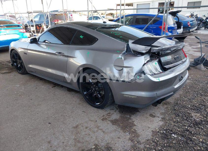Photo 3 of 2020 Ford Mustang GT (VIN 1FA6P8CF8L5124518)