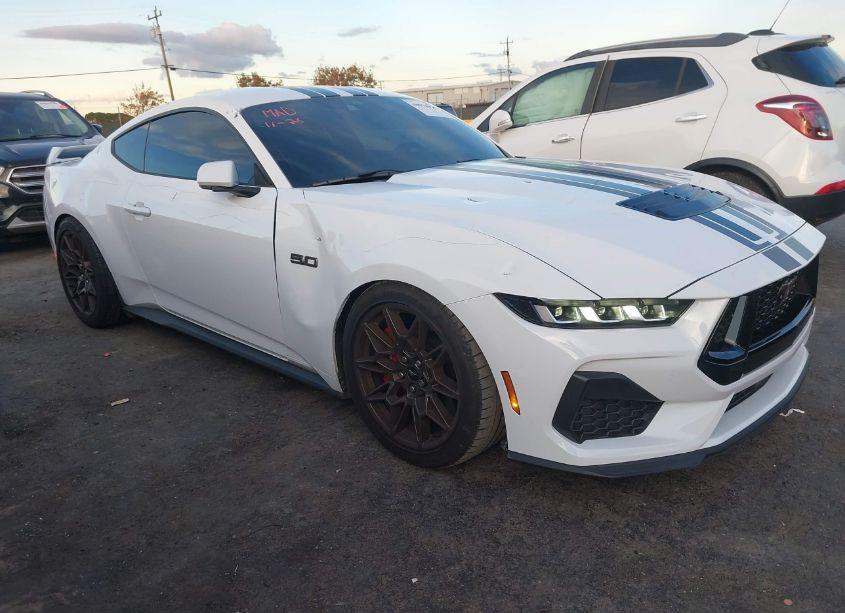 2024 Ford Mustang GT PREMIUM (VIN 1FA6P8CF8R5416243) main photo