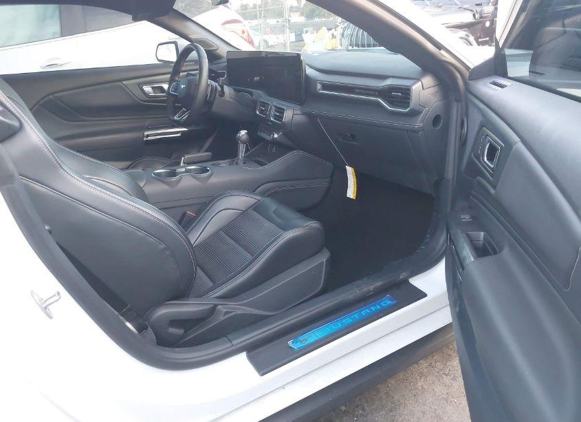 Photo 5 of 2024 Ford Mustang GT PREMIUM (VIN 1FA6P8CF8R5416243)