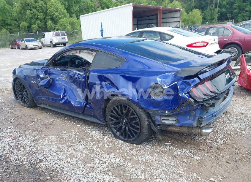 Photo 3 of 2016 Ford Mustang GT (VIN 1FA6P8CF9G5327651)