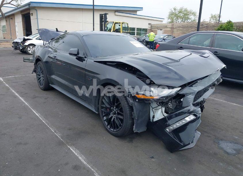 2018 Ford Mustang GT (VIN 1FA6P8CF9J5105053) main photo