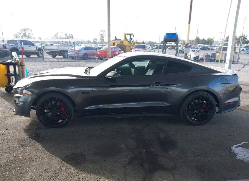 Photo 15 of 2018 Ford Mustang GT PREMIUM (VIN 1FA6P8CF9J5143771)