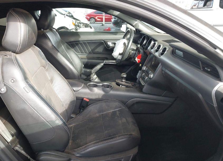 Photo 5 of 2018 Ford Mustang GT PREMIUM (VIN 1FA6P8CF9J5143771)