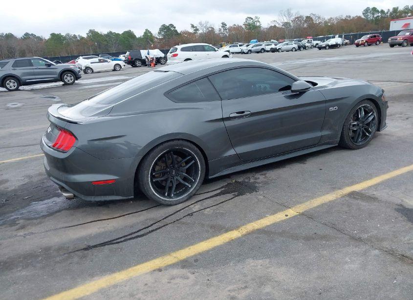 Photo 4 of 2018 Ford Mustang GT (VIN 1FA6P8CF9J5161641)