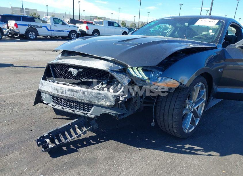 Photo 12 of 2018 Ford Mustang GT PREMIUM (VIN 1FA6P8CF9J5172784)
