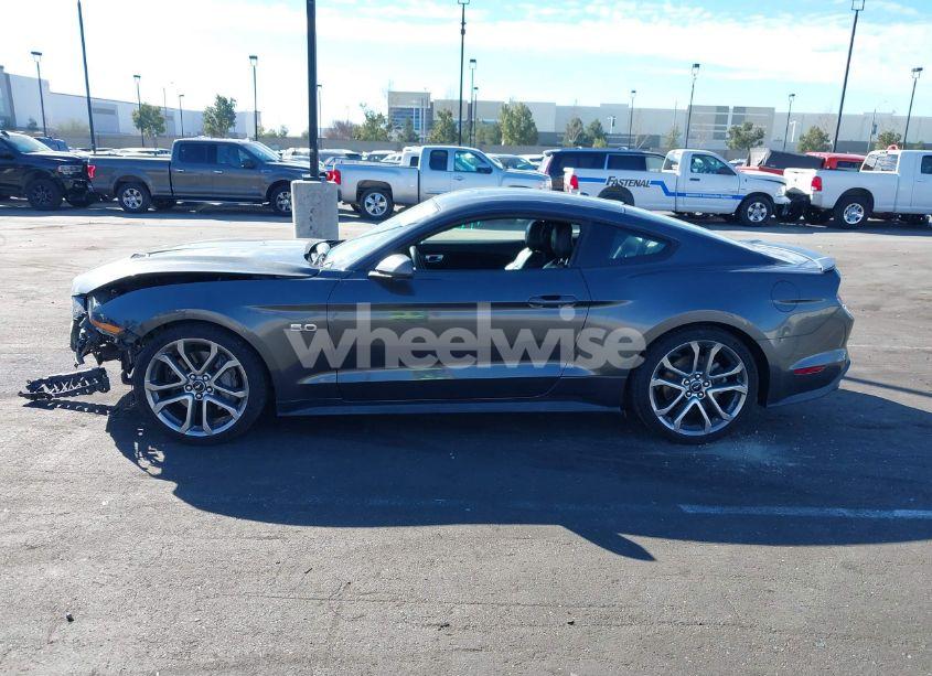 Photo 15 of 2018 Ford Mustang GT PREMIUM (VIN 1FA6P8CF9J5172784)