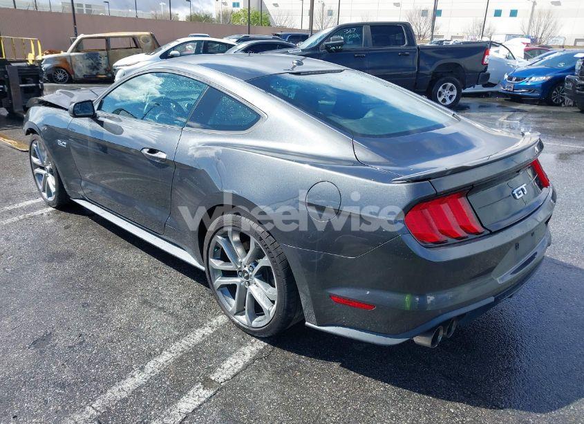 Photo 3 of 2018 Ford Mustang GT PREMIUM (VIN 1FA6P8CF9J5172784)
