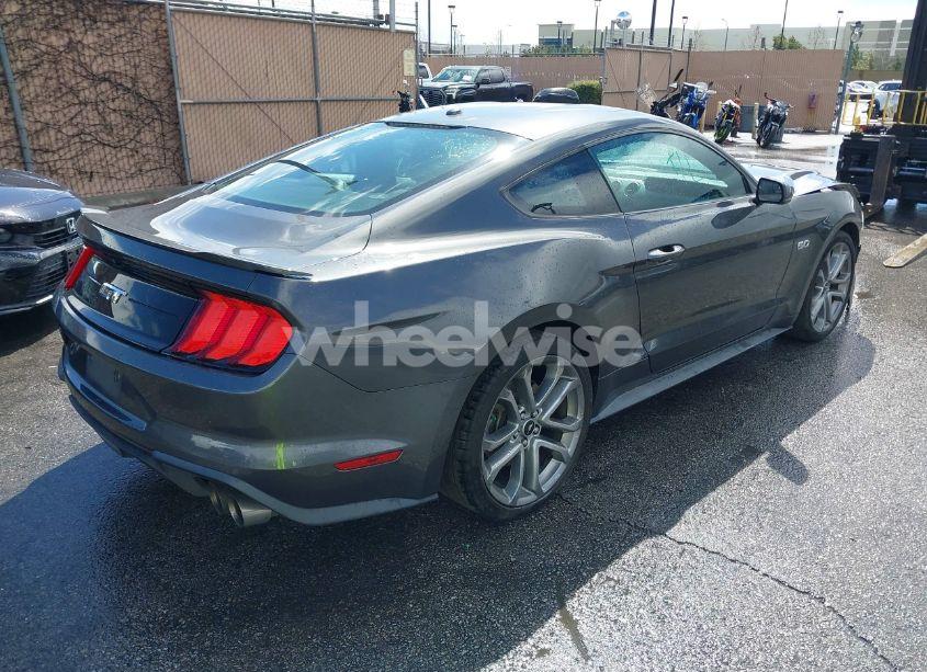 Photo 4 of 2018 Ford Mustang GT PREMIUM (VIN 1FA6P8CF9J5172784)