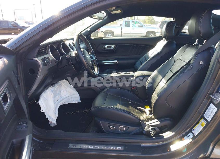 Photo 5 of 2018 Ford Mustang GT PREMIUM (VIN 1FA6P8CF9J5172784)