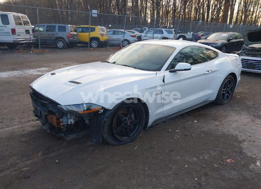 Photo 2 of 2020 Ford Mustang GT PREMIUM FASTBACK (VIN 1FA6P8CF9L5137195)