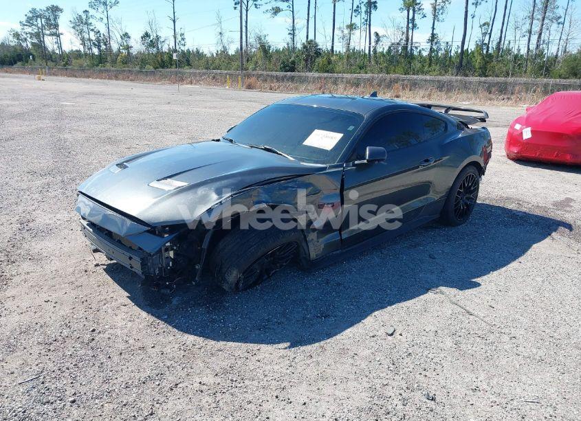 Photo 2 of 2020 Ford Mustang GT PREMIUM FASTBACK (VIN 1FA6P8CF9L5163148)