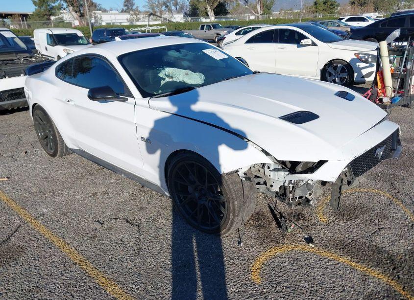 2020 Ford Mustang GT FASTBACK (VIN 1FA6P8CF9L5189071) main photo