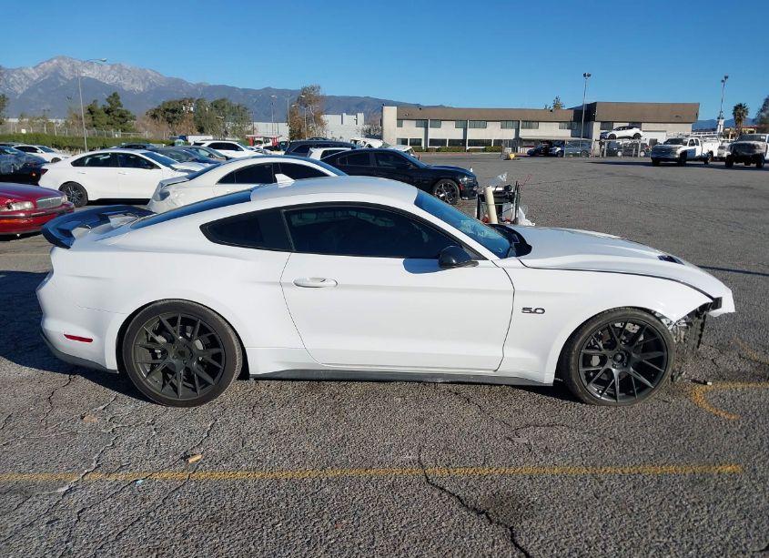 Photo 13 of 2020 Ford Mustang GT FASTBACK (VIN 1FA6P8CF9L5189071)