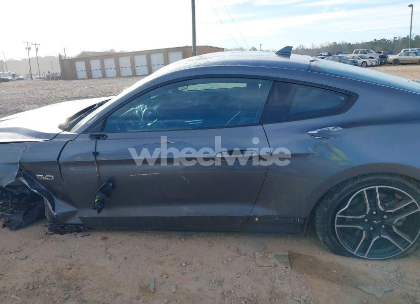 Photo 14 of 2021 Ford Mustang GT FASTBACK (VIN 1FA6P8CF9M5153818)