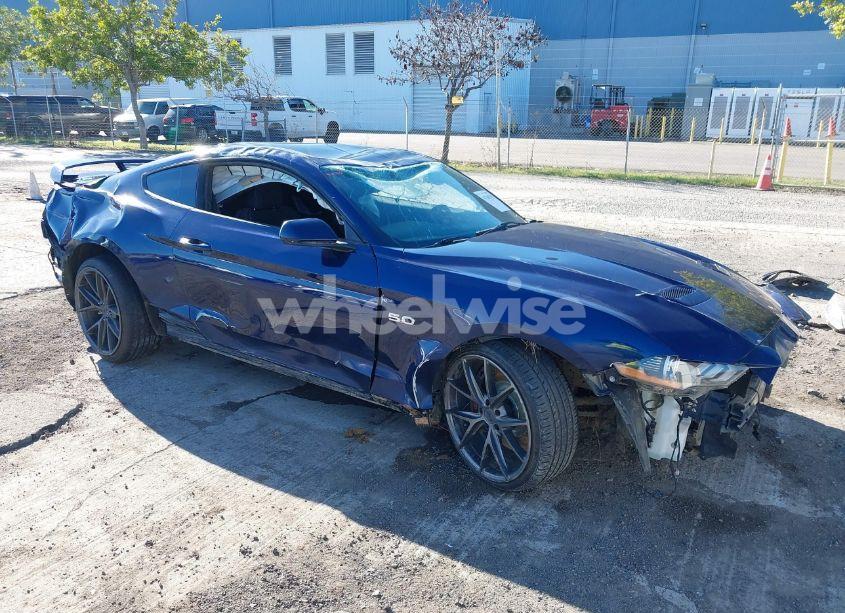 2018 Ford Mustang GT (VIN 1FA6P8CFXJ5109144) main photo