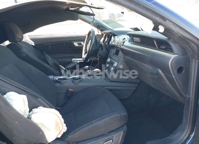 Photo 5 of 2018 Ford Mustang GT (VIN 1FA6P8CFXJ5109144)