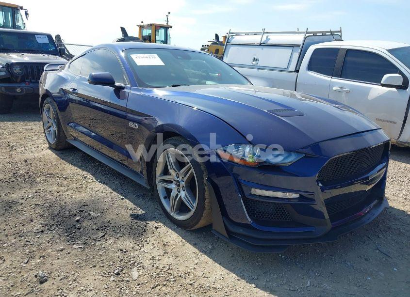 2018 Ford Mustang GT PREMIUM (VIN 1FA6P8CFXJ5154388) main photo