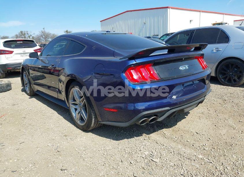 Photo 3 of 2018 Ford Mustang GT PREMIUM (VIN 1FA6P8CFXJ5154388)