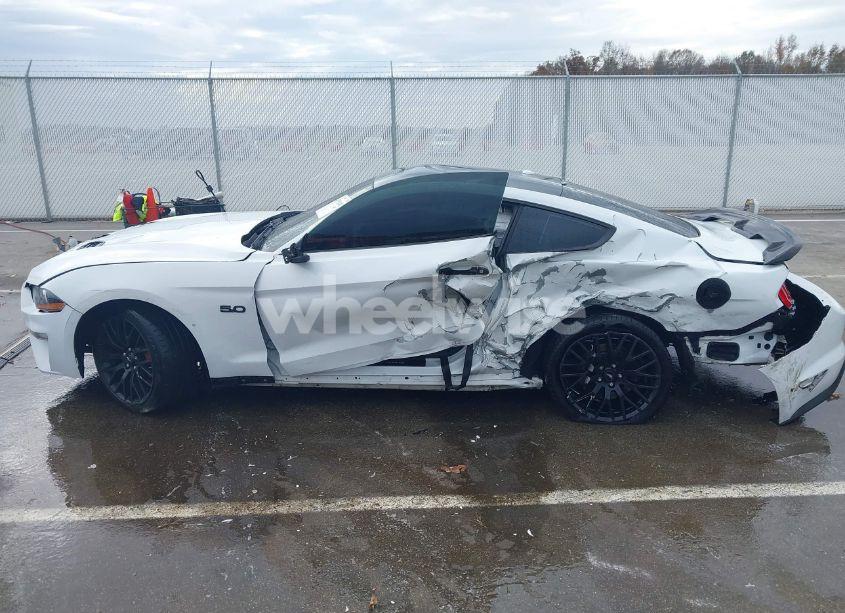 Photo 15 of 2018 Ford Mustang GT (VIN 1FA6P8CFXJ5182899)