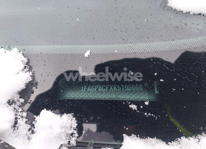 Photo 9 of 2019 Ford Mustang GT PREMIUM (VIN 1FA6P8CFXK5195668)