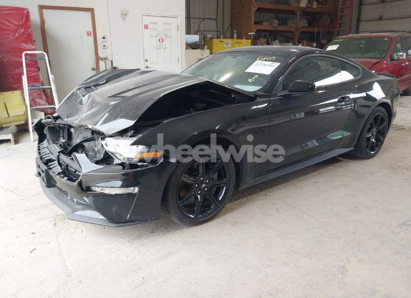 Photo 2 of 2020 Ford Mustang GT FASTBACK (VIN 1FA6P8CFXL5158685)
