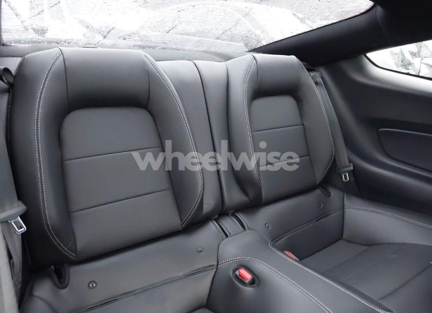 Photo 8 of 2021 Ford Mustang GT PREMIUM FASTBACK (VIN 1FA6P8CFXM5106832)