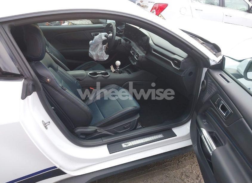 Photo 5 of 2024 Ford Mustang GT PREMIUM FASTBACK (VIN 1FA6P8CFXR5421122)