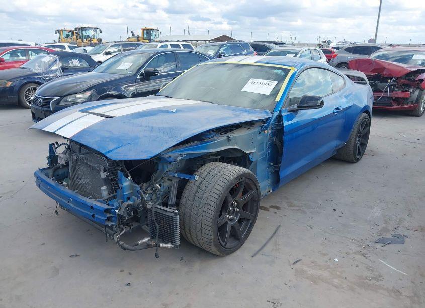 Photo 2 of 2019 Ford Shelby GT350 (VIN 1FA6P8JZ0K5553390)