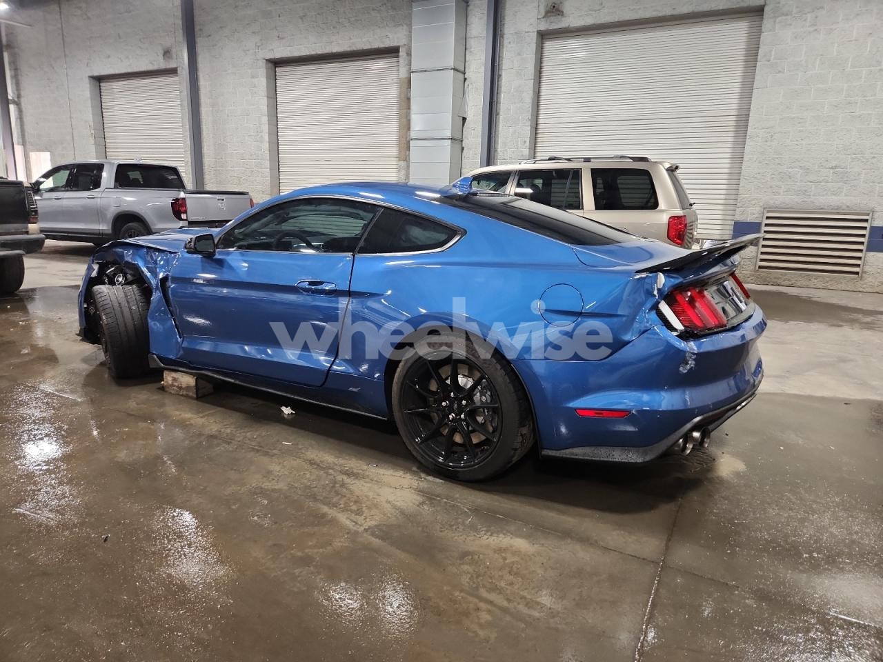 Photo 2 of 2020 FORD MUSTANG SHELBY GT350 (VIN 1FA6P8JZ5L5551457)