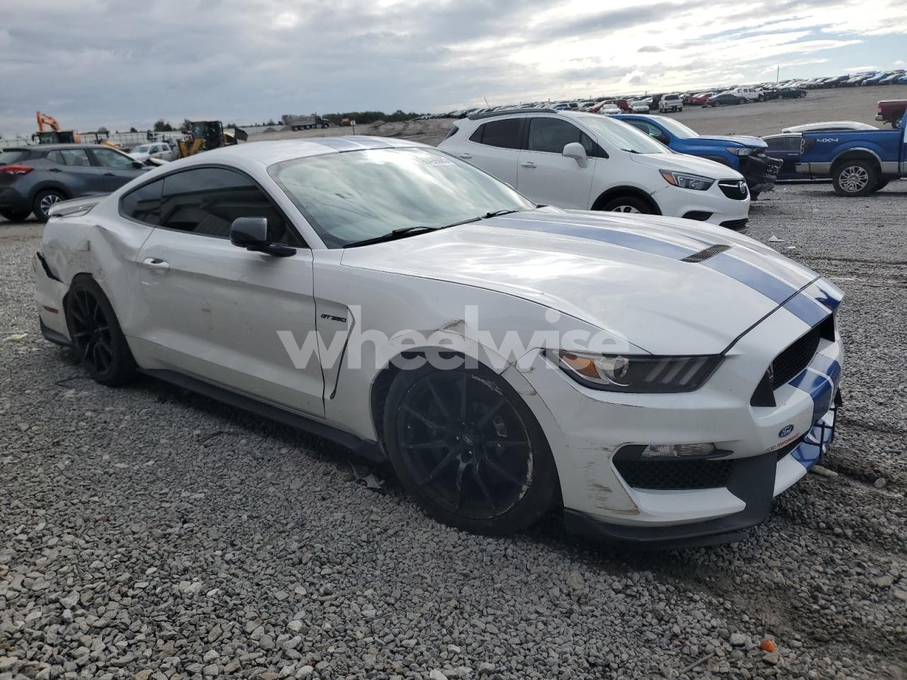 Photo 4 of 2018 FORD MUSTANG SHELBY GT350 (VIN 1FA6P8JZ7J5503312)