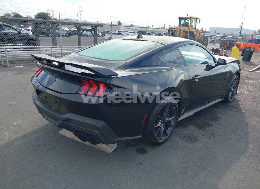 Photo 4 of 2024 Ford Mustang DARK HORSE FASTBACK (VIN 1FA6P8R06R5503819)