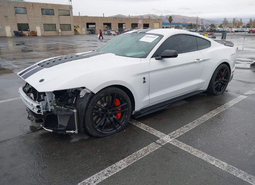 Photo 2 of 2020 Ford Mustang SHELBY GT500 FASTBACK (VIN 1FA6P8SJ2L5505206)