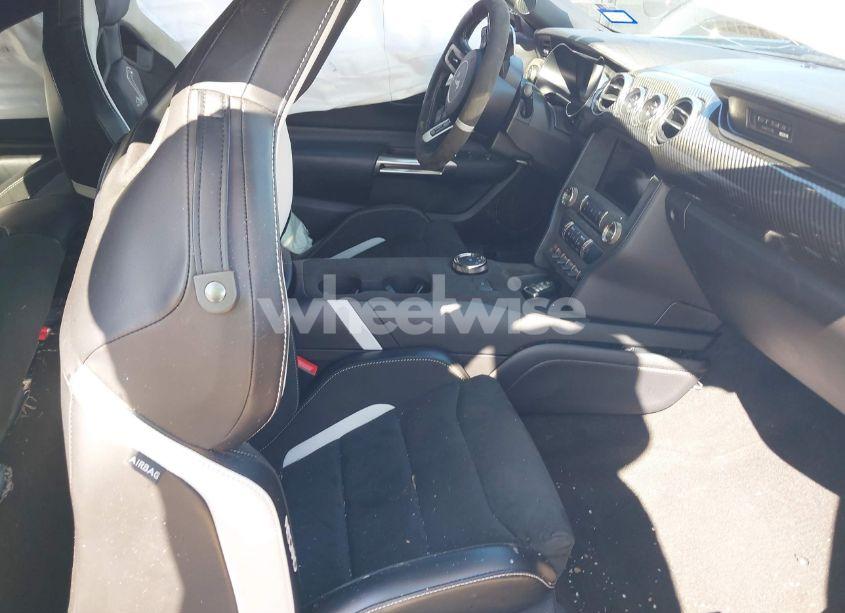 Photo 5 of 2021 Ford Mustang SHELBY GT500 FASTBACK (VIN 1FA6P8SJ3M5501506)