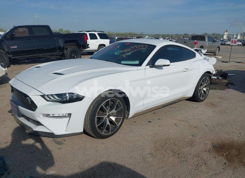 Photo 2 of 2021 Ford Mustang ECOBOOST PREMIUM FASTBACK (VIN 1FA6P8TD5M5133239)