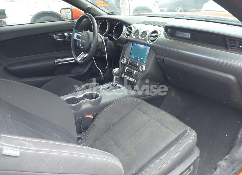 Photo 5 of 2021 Ford Mustang ECOBOOST FASTBACK (VIN 1FA6P8TD5M5151336)