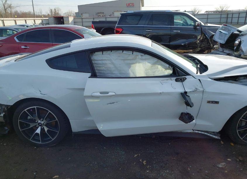 Photo 14 of 2020 Ford Mustang ECOBOOST FASTBACK (VIN 1FA6P8TD7L5191870)