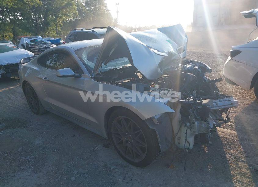 2018 Ford Mustang ECOBOOST (VIN 1FA6P8TH0J5124897) main photo
