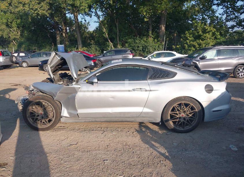 Photo 15 of 2018 Ford Mustang ECOBOOST (VIN 1FA6P8TH0J5124897)
