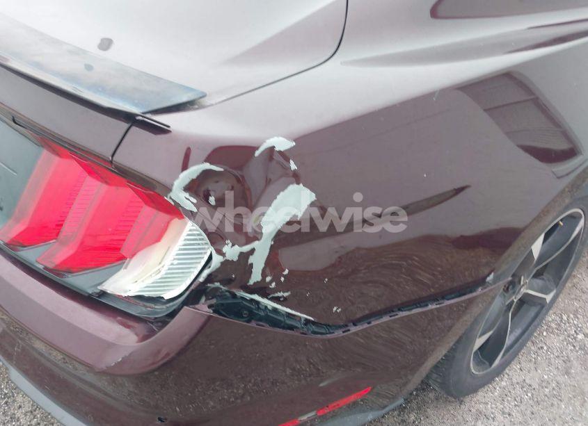 Photo 19 of 2018 Ford Mustang ECOBOOST (VIN 1FA6P8TH0J5126004)