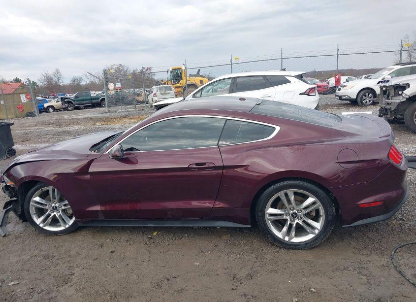 Photo 15 of 2018 Ford Mustang ECOBOOST (VIN 1FA6P8TH0J5162680)