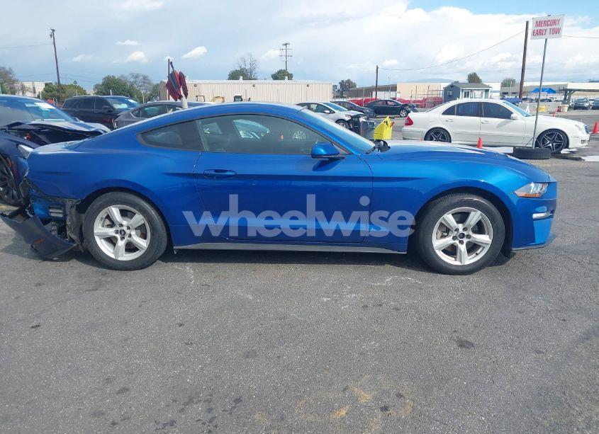 Photo 13 of 2018 Ford Mustang ECOBOOST (VIN 1FA6P8TH0J5172447)