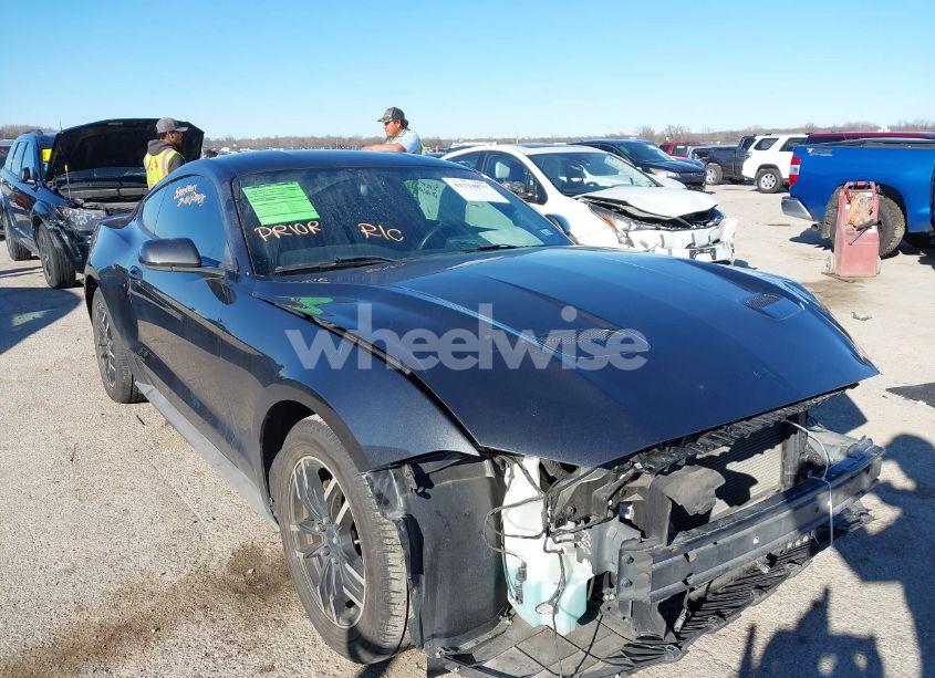 2020 Ford Mustang ECOBOOST FASTBACK (VIN 1FA6P8TH0L5108735) main photo